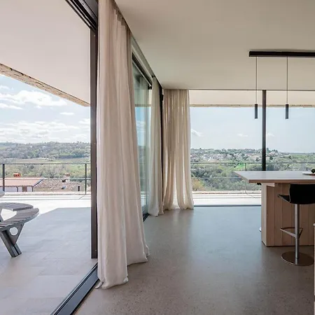 Monte Piccolo Oda ve Kahvaltı 4*