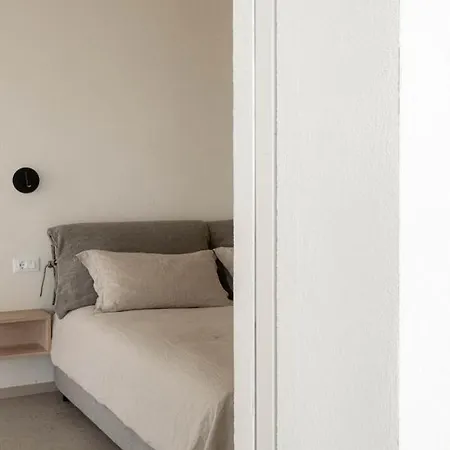 Monte Piccolo Bed & Breakfast *