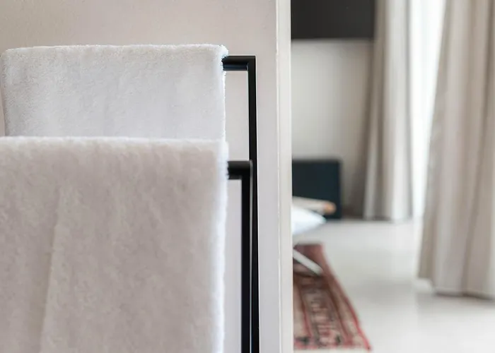 Monte Piccolo Bed & Breakfast 4*