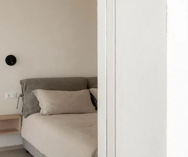 Monte Piccolo Bed & Breakfast 4*