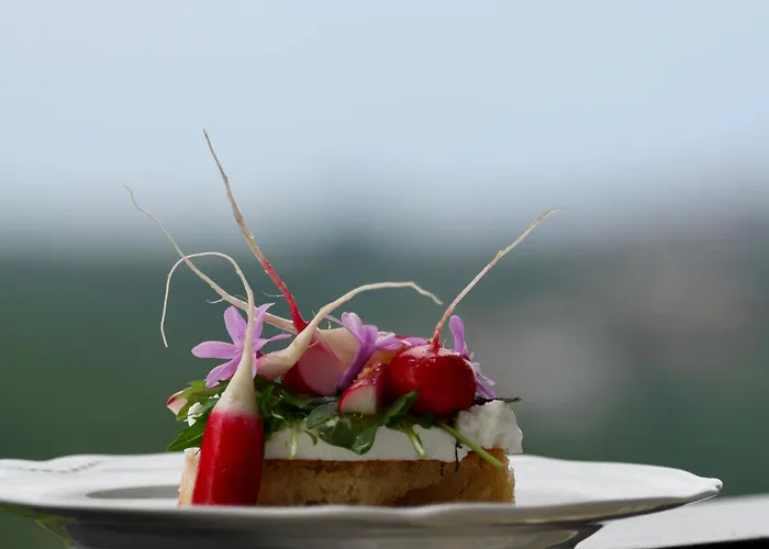 Monte Piccolo Bed & Breakfast 4*